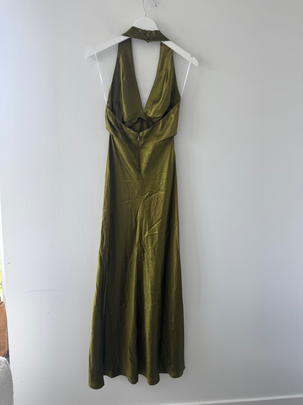 REFORMATION Daniela Silk Dress in Pear 0 - Picture 5 of 6